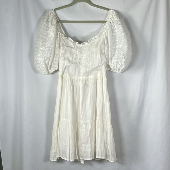 HEARTLOOM Cella Embroidered Eyelet Puff Sleeves Smocked Tiered Mini Dress NWT M - Picture 7 of 12